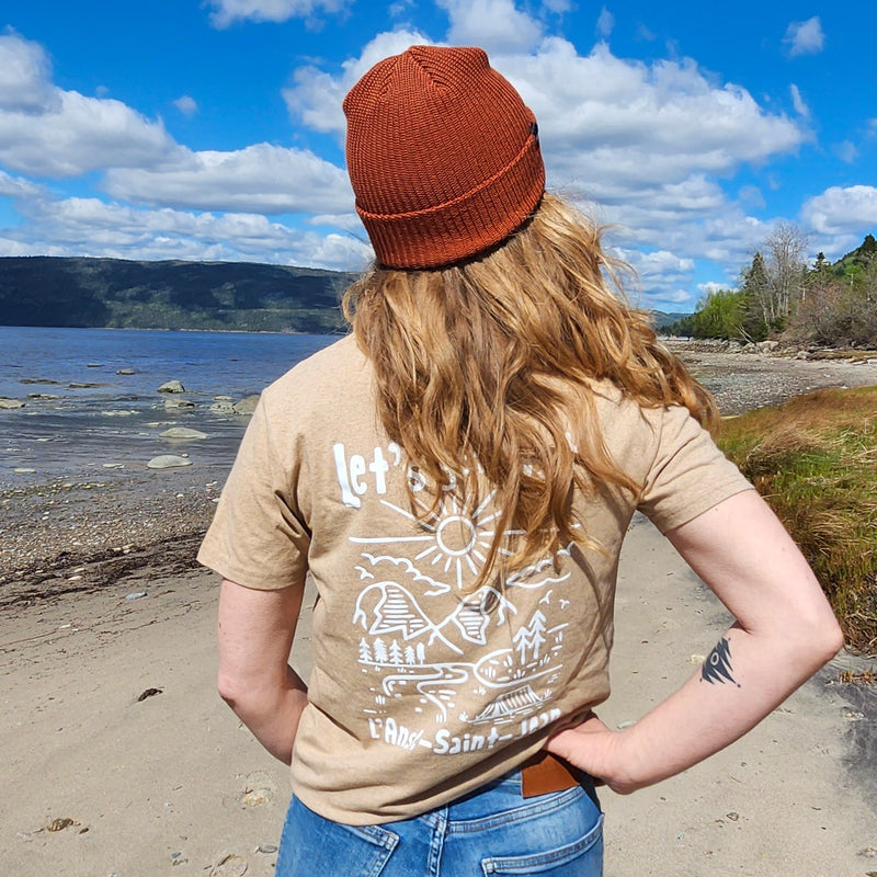 T-shirt Let's get lost - L'Anse-Saint-Jean | Rebelles des bois design