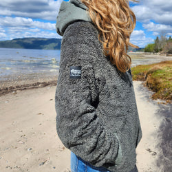 Pull Sherpa unisexe | Rebelles des bois design