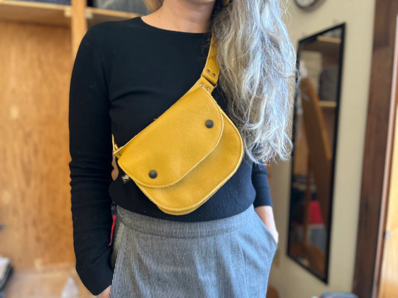 Pochette | Amaru | Kazak