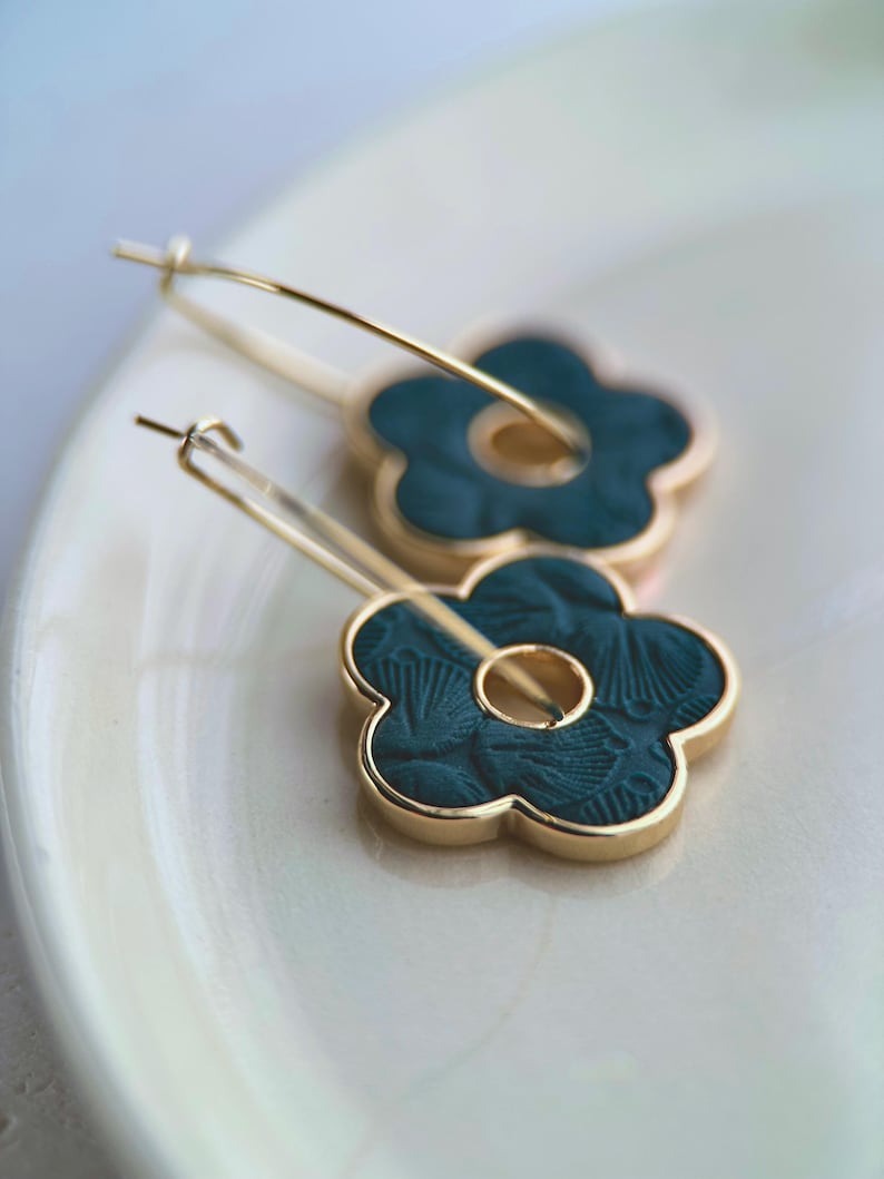 Boucles anneau pendentif | motif fleur | BOUCLE D'OR