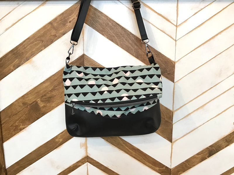Sac Indri cuirette | Noir et triangles noir | MademoiZèbre