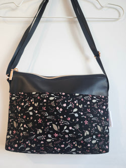 Sac Eyra cuirette 2 poches | Cuir noir fleuri | MademoiZèbre