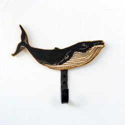 Crochet mural en bois - Baleine à bosse
